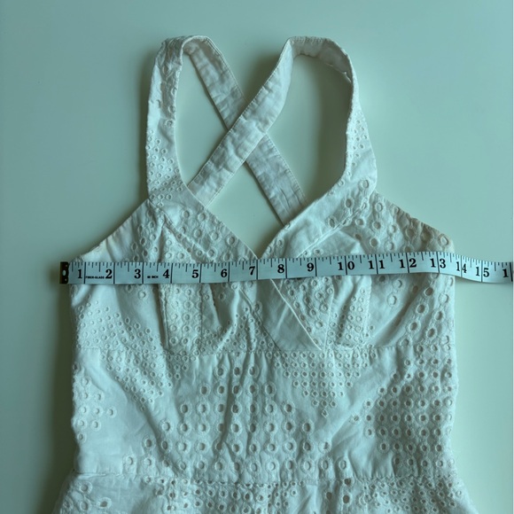 Trina Turk Light Pink Eyelet Embroidered Romper Size 2‎ Resort Wear - Picture 8 of 9